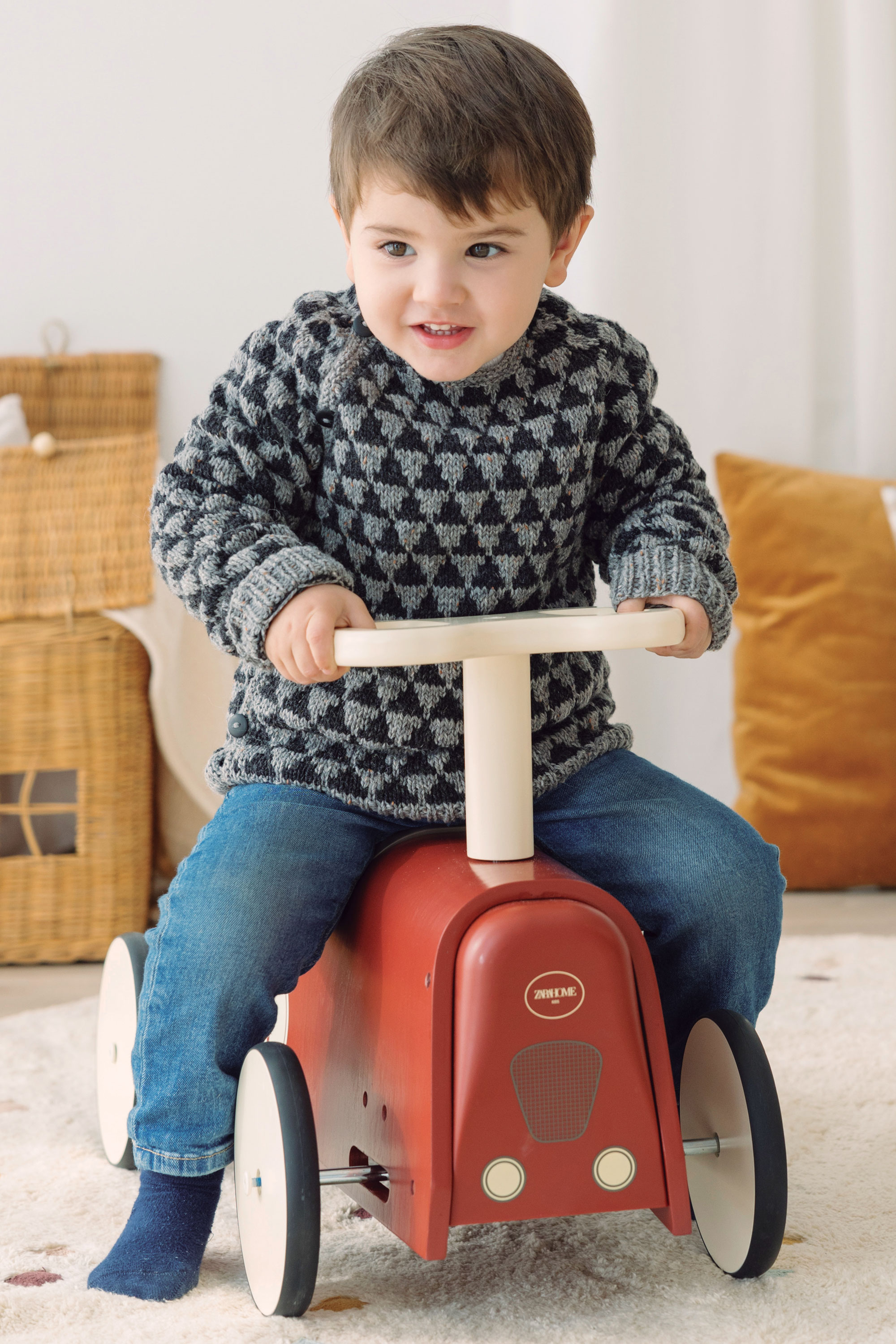 Image for KNIT-8150-CHARLIE